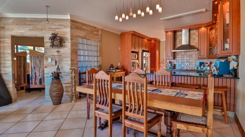 3 Bedroom Property for Sale in Mossel Bay Western Cape